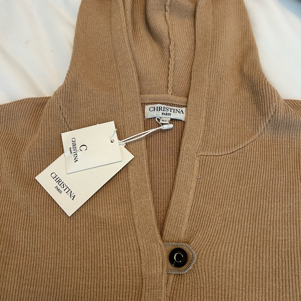 Christina Paris Camel Knit pullover vest with hood. Sleeveless. Size M/L NWT - Picture 2 of 4